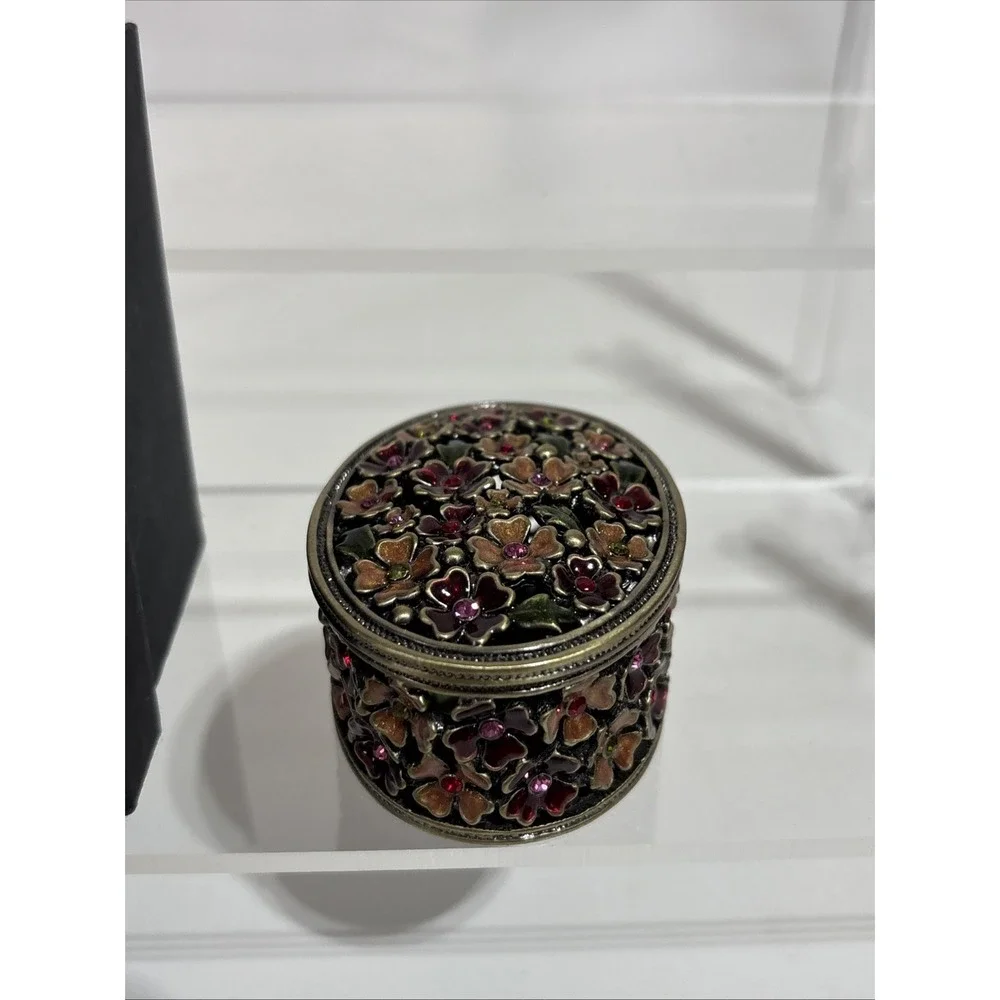 Folio Home Genuine Austrian Crystal‎ Filigree Flower Pill Box New In Box